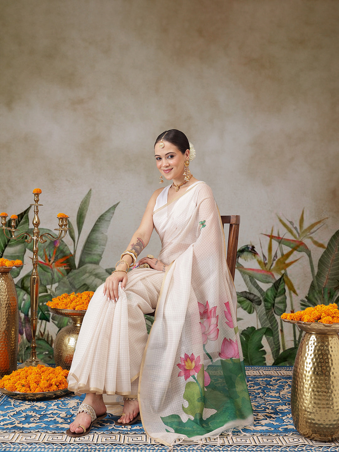 Onam Inspired Lotus & Checks Printed Chanderi Kasavu Saree With Printed Blouse