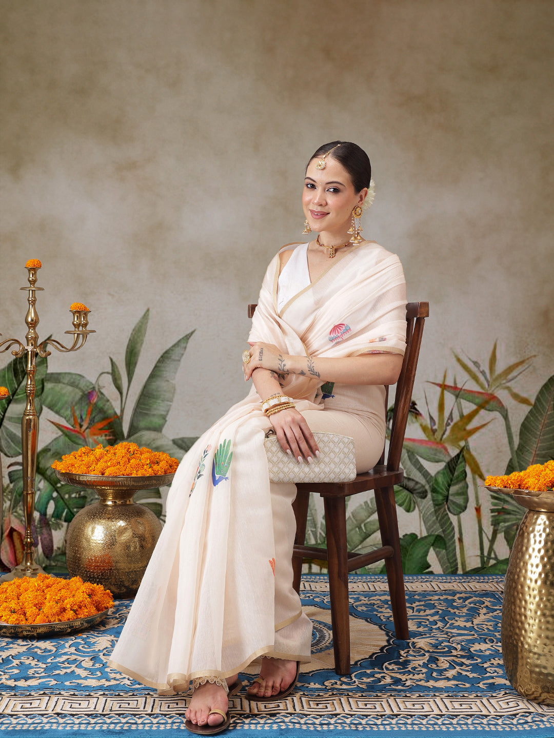 Chanderi Cotton Abstract Printed Unique Saree With Animal Printed Blouse