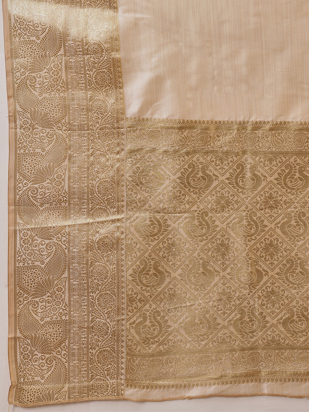 Traditional Ethnic Woven Saree for Onam & Special Occasions with Running Blouse