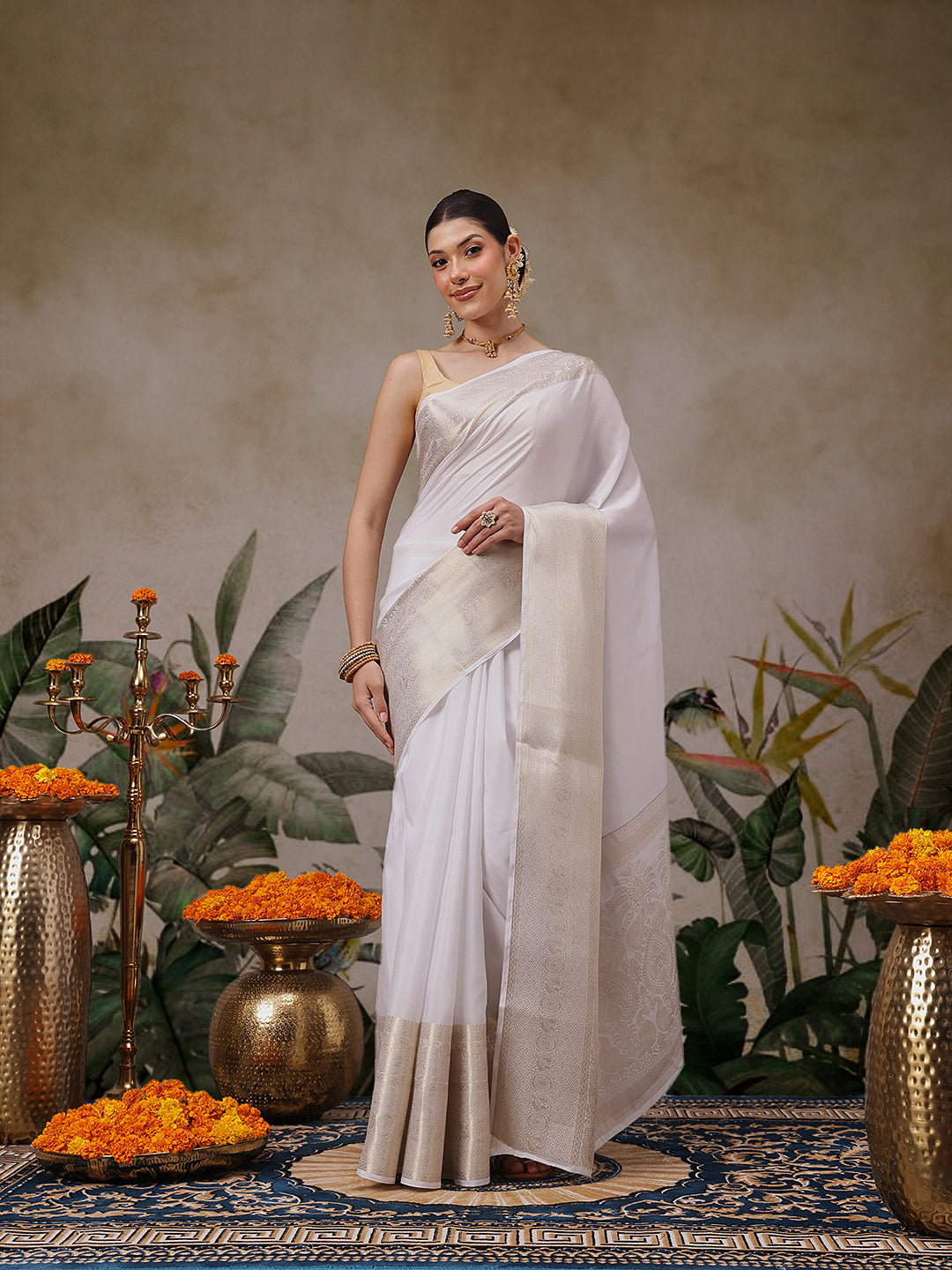 Traditional Ethnic Woven Saree for Onam & Special Occasions with Running Blouse