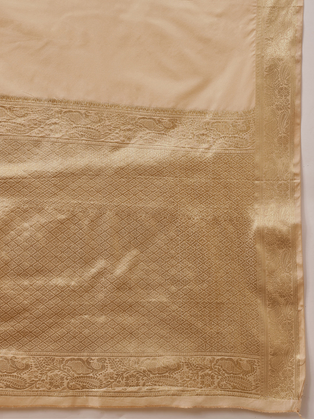 Traditional Ethnic Woven Saree for Onam & Special Occasions with Running Blouse