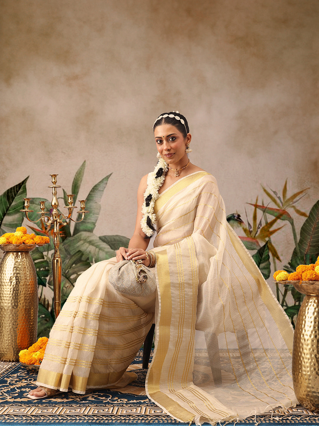 Traditional Ethnic Woven Saree for Onam & Special Occasions with Running Blouse