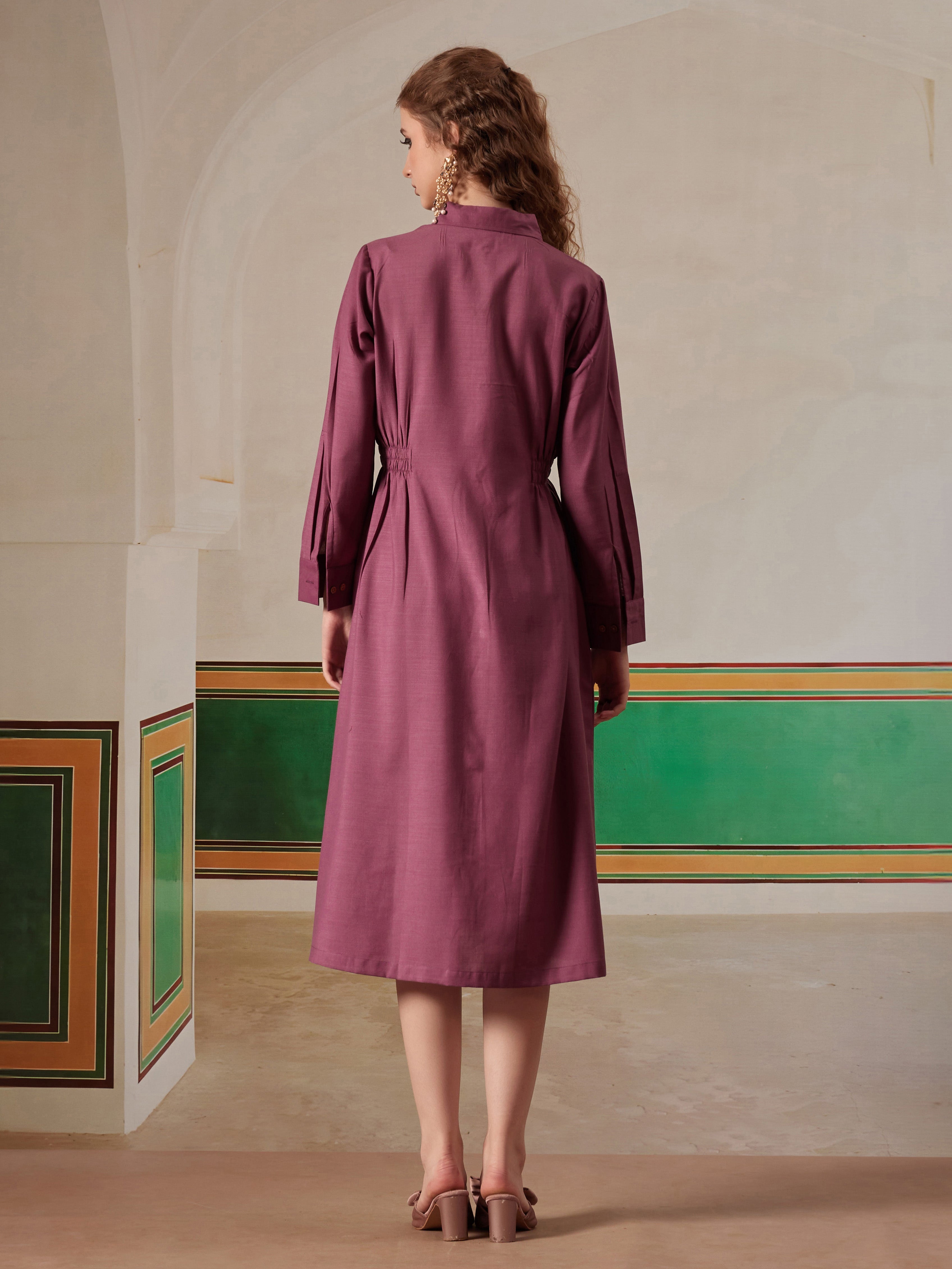 women shirt dress with figure enhancing waist