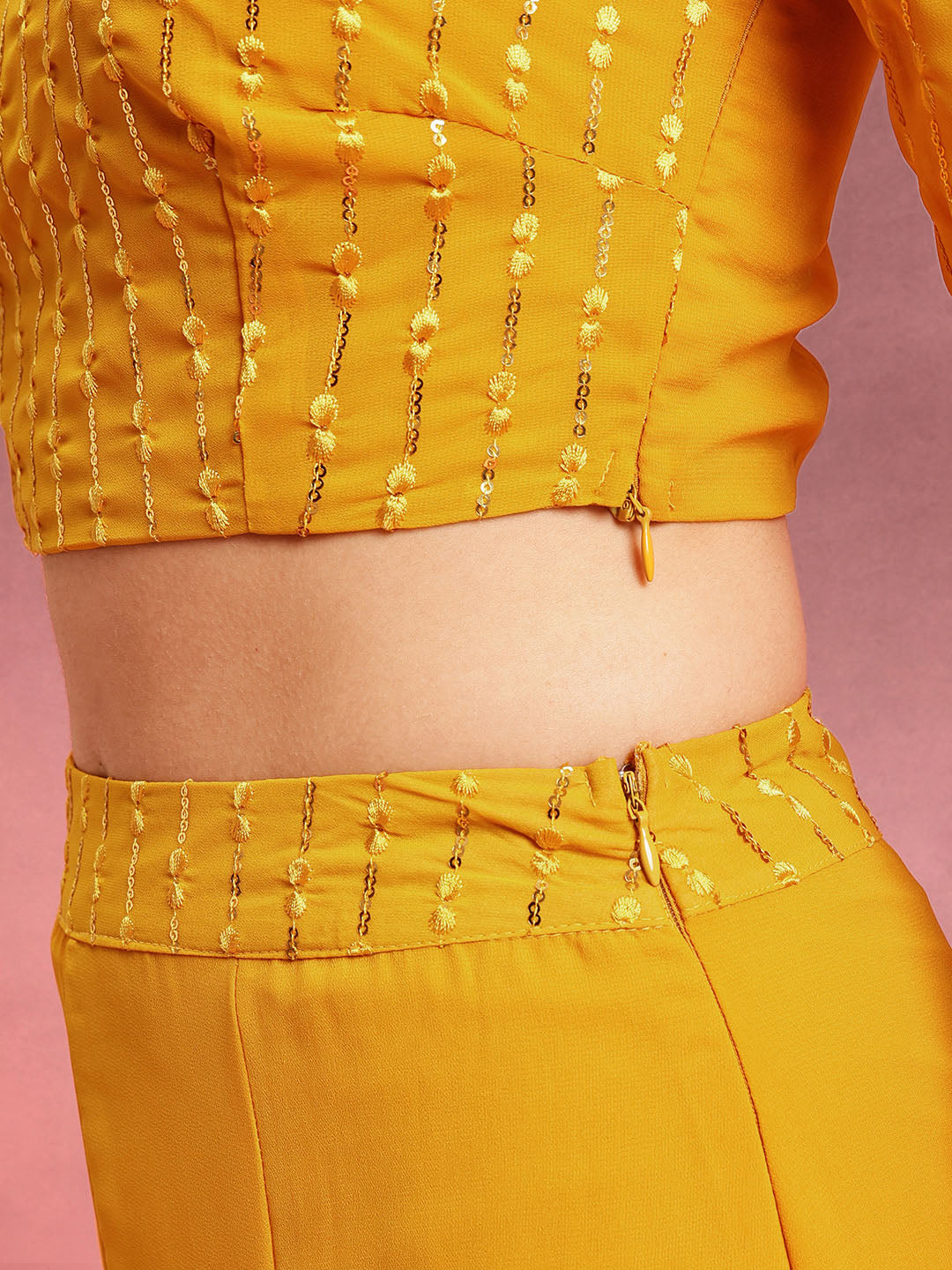 Lehenga With Chloi & Duppata