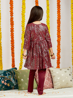 Vastramay - Girls' Maroon Embellished Kurta Pyjama Set