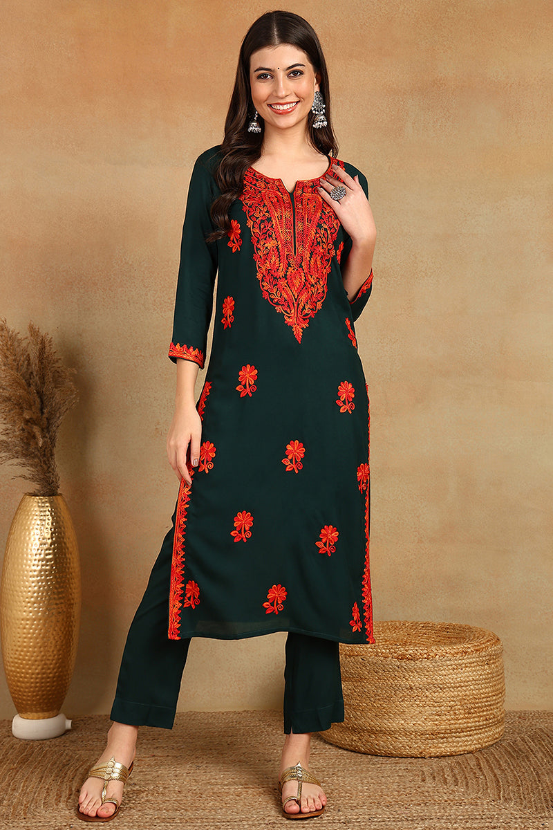 green embroidered viscose rayon straight cut kurta vck9762