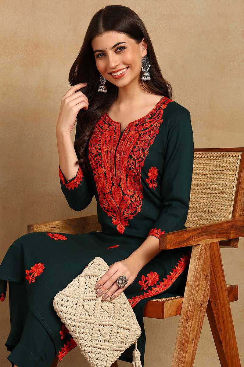 green embroidered viscose rayon straight cut kurta vck9762