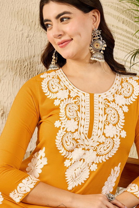 yellow-viscose-rayon-embroidered-straight-kurta-vck9783