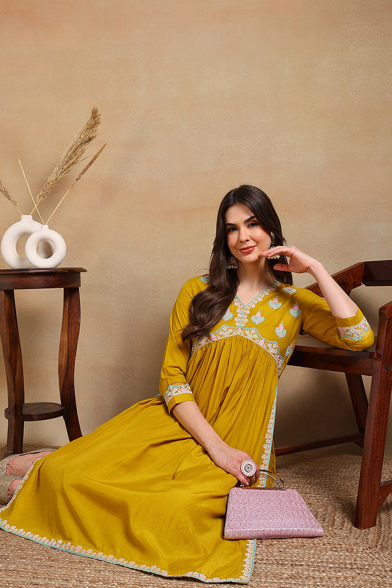 yellow-silk-blend-solid-embroidered-flared-kurta-set-vkset1484
