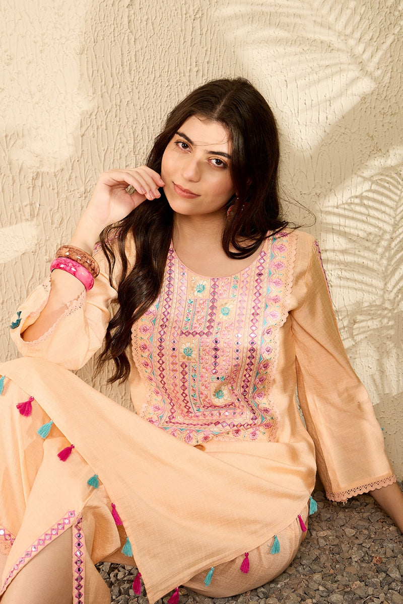 peach-viscose-rayon-solid-embroidered-straight-trouser-kurta-set-vkset1525