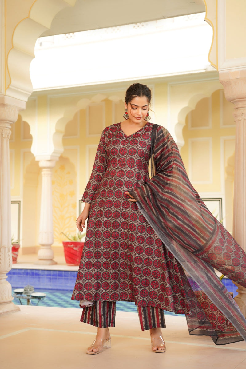 red rayon blend floral printed a line kurta palazzo with dupatta vkskd2332