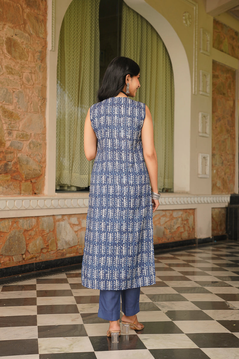 blue rayon blend ethnic motifs printed straight kurta trousers with dupatta 
