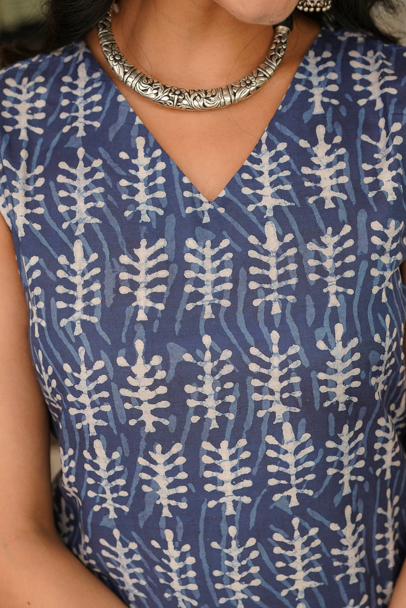 blue rayon blend ethnic motifs printed straight kurta trousers with dupatta 