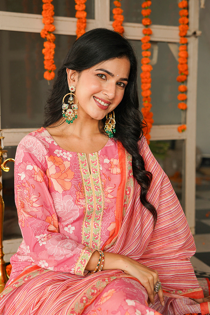 pink rayon blend floral printed straight kurta trousers with dupatta 