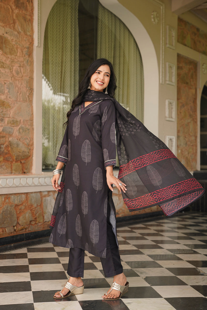black rayon blend floral printed straight kurta trousers with dupatta 