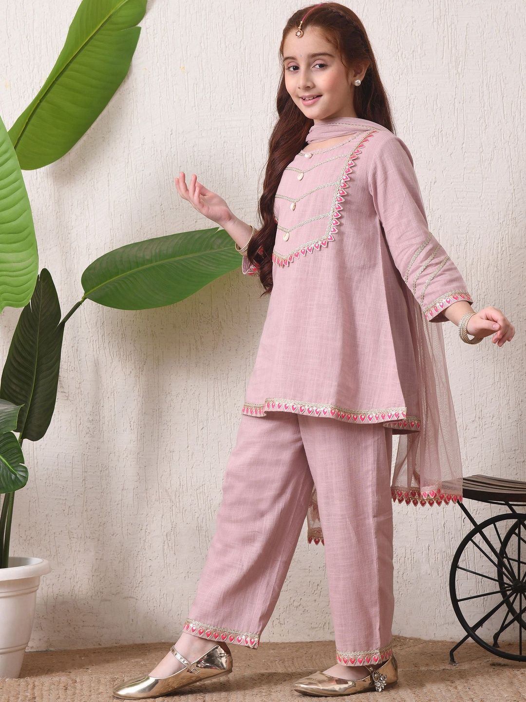 Girls Pink Embellished Kurta Palazzo Set with Dupatta ILKSD66