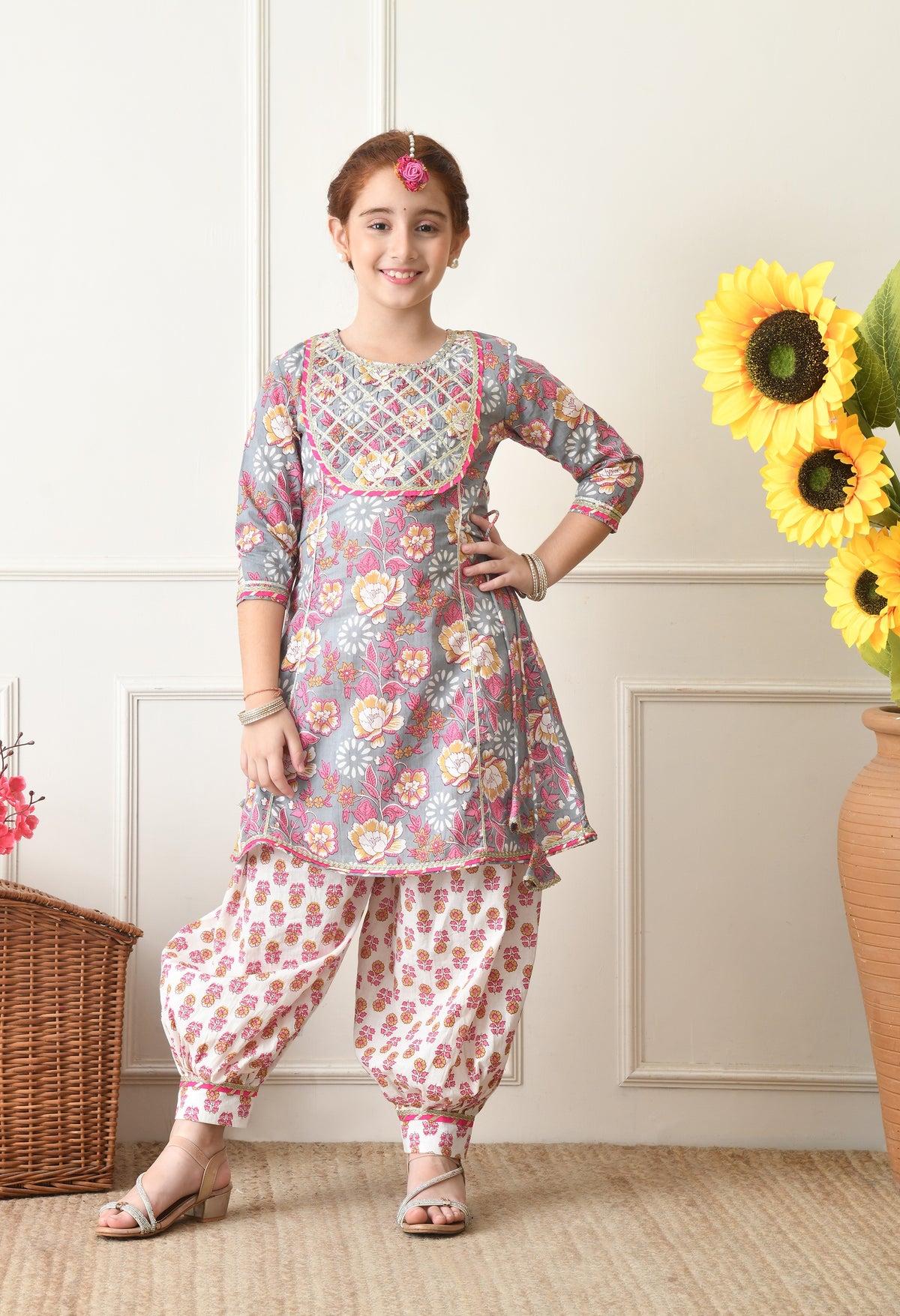 Girls' Grey Floral Printed Kurti with Patiala Set 2 Piece Traditional Outfit