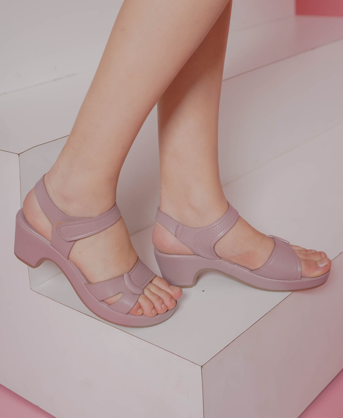 Casual Fashion Sandals 2 Inches Block Ankle Loop Round Toe Heels