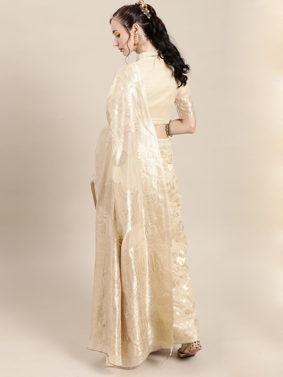 Women's Silk Blend Cream WovenDesign CelebritySaree With Blouse Piece