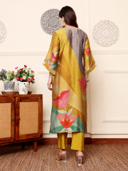 Women Olive Abstract Printed  Gota Lace Detailed Kurta With Solid Trouser.