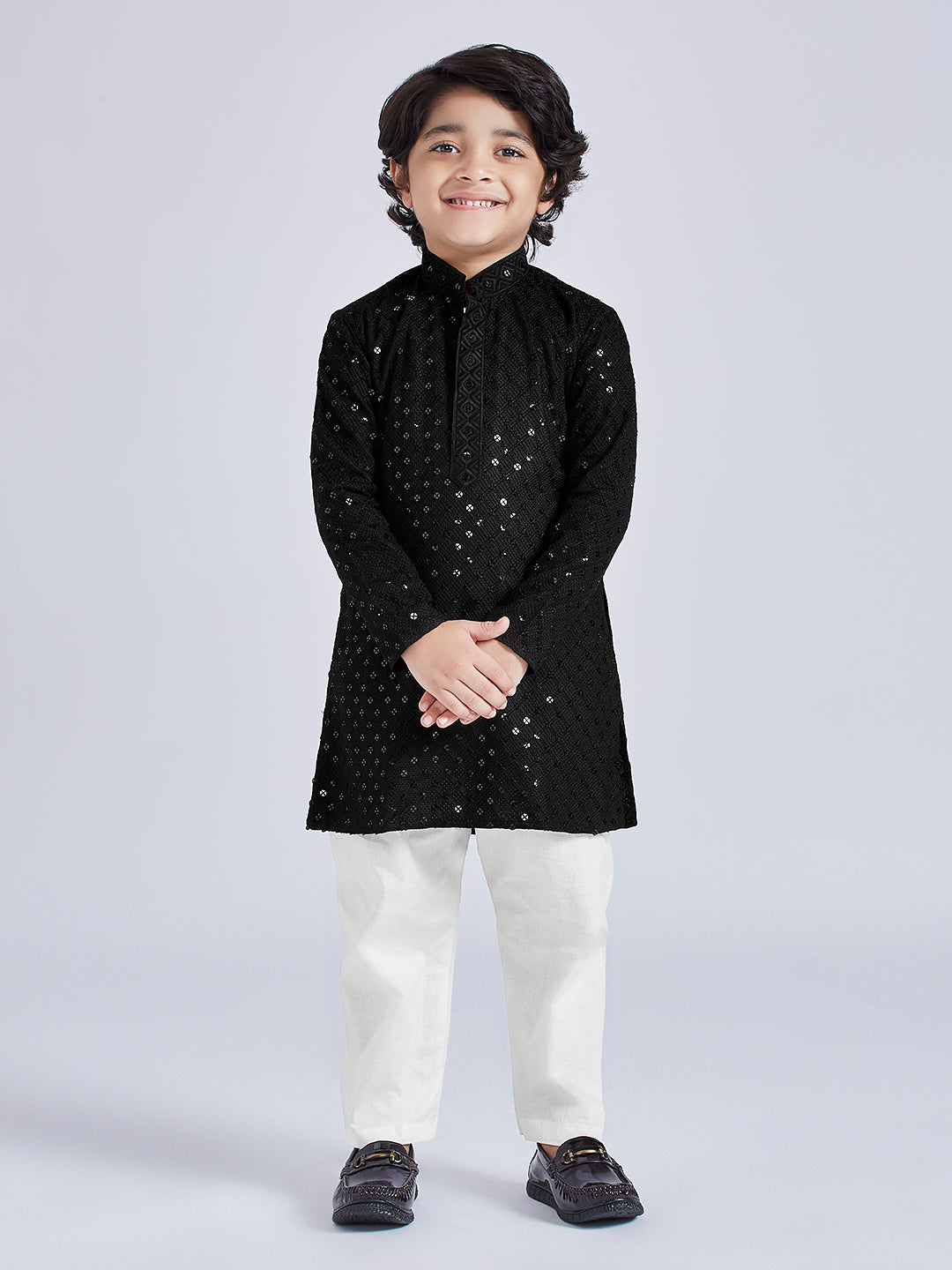Boys' Black Kurta And Pyjama Set