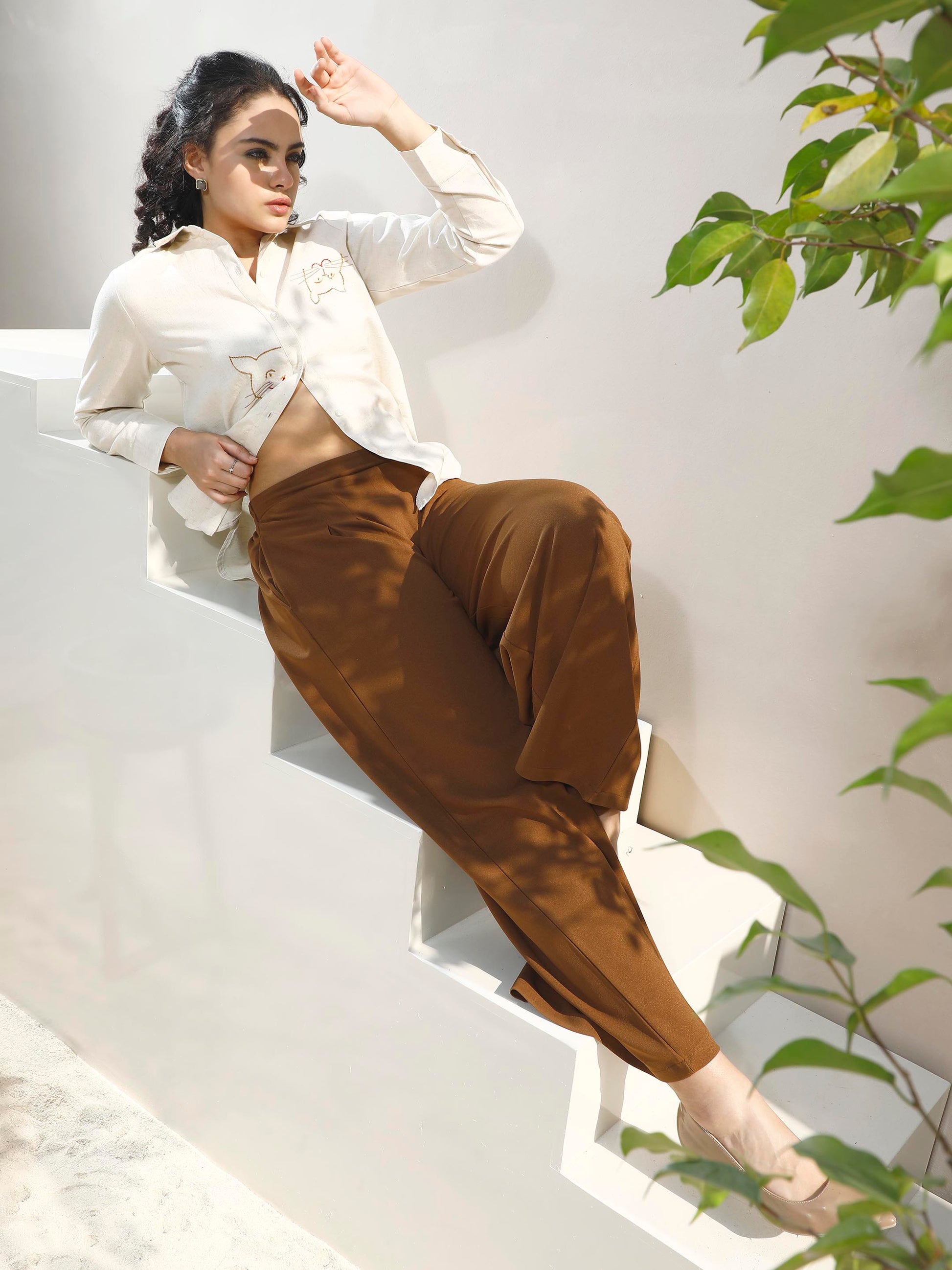 Women Relaxed Fit Spread Collar Graphic Printed Cotton Casual Shirt