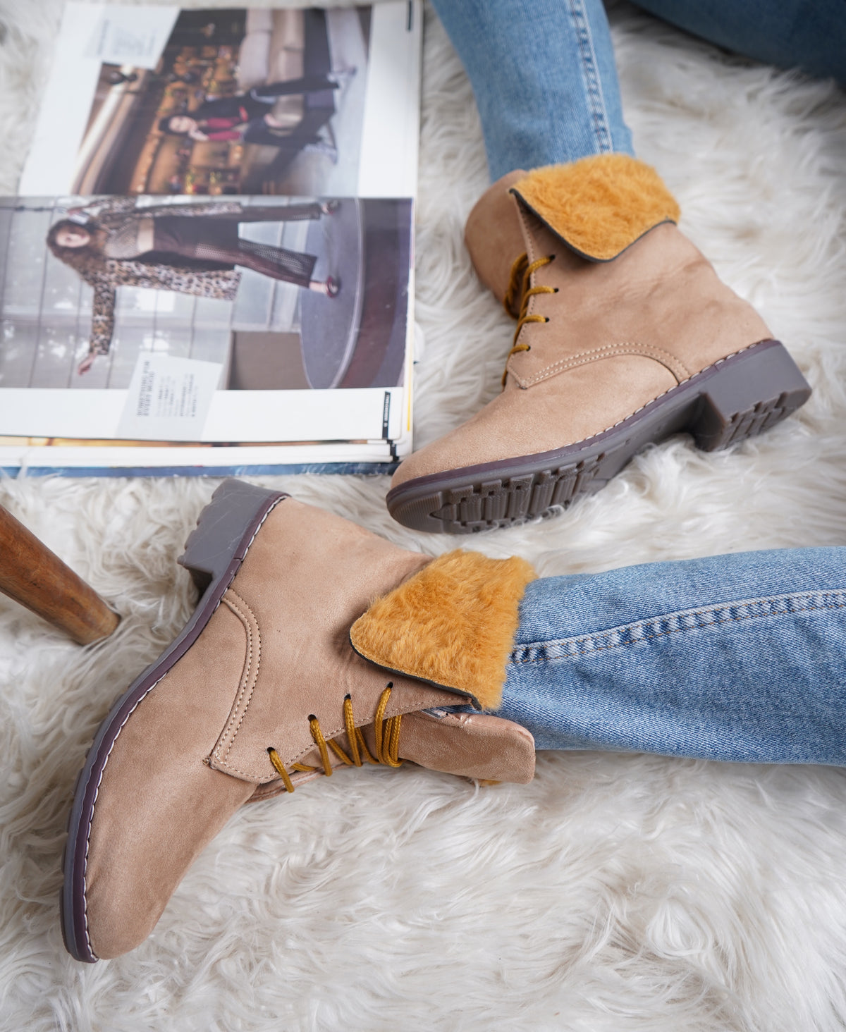 Beige Block Solid Regular Boots