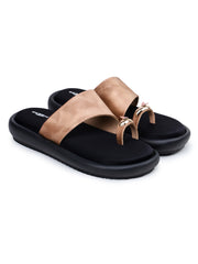 أحذية مسطحة مفتوحة من الأمام سهلة الارتداء، مناسبة للإطلالات الكاجوال