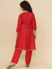 Solid Three-Fourth Sleeves Above Knee Length Silk Kurta With Trousers - Red