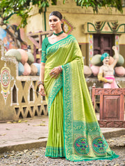 Traditional Kanjivaram Silk Saree in Orange with Grand Zari Pallu and Matching Blouse