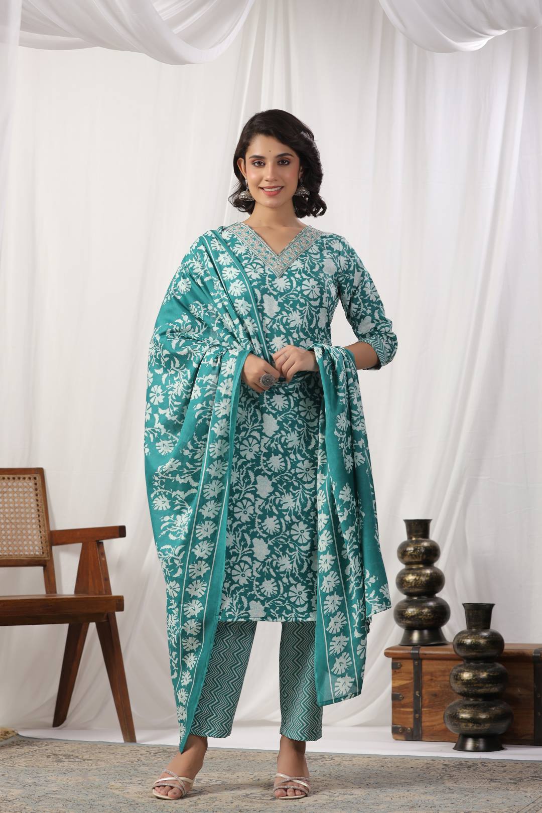 Women Teal  Floral Printed Embroidered Kurta Paired With Chevron Printed Bottom And Dupatta