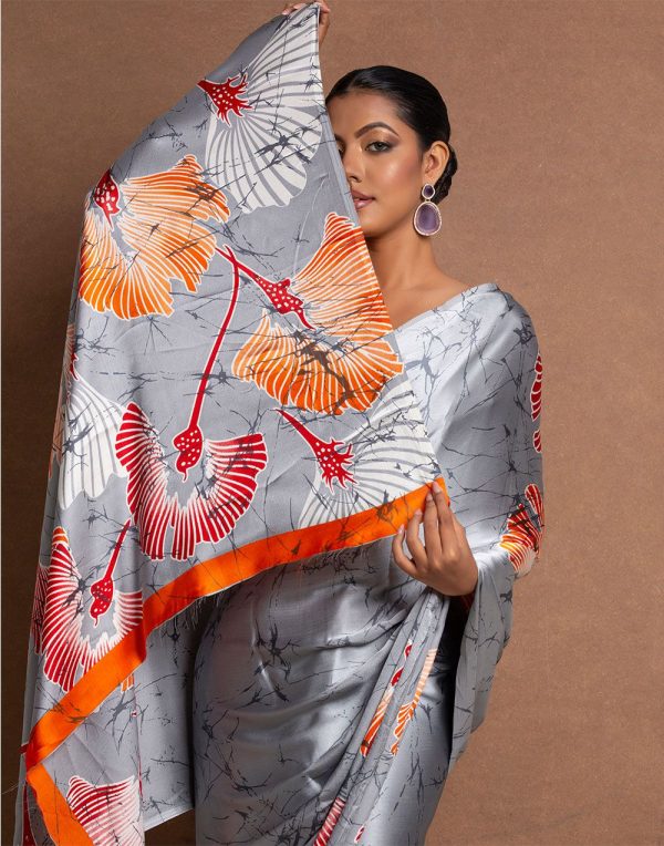 Soft Modal crepe saree with shaded style prints.