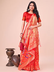 Majestic Green Silk Saree with Gold Zari & Floral Design – Perfect for Festive & Traditional Occasions
