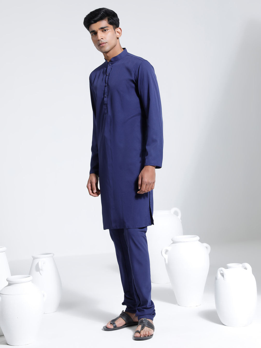 Vastramay - Men's Navy Blue Crepe Kurta And Pyjama