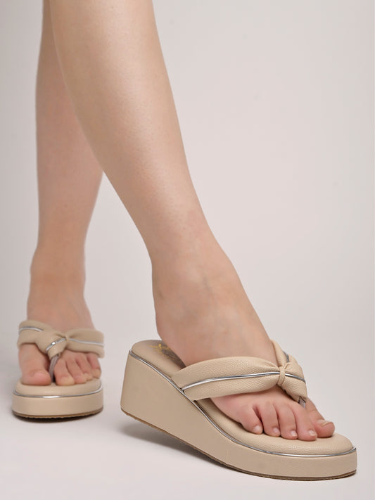 حذاء Shoetopia ذو كعب عالٍ بلون بيج سادة للنساء والفتيات