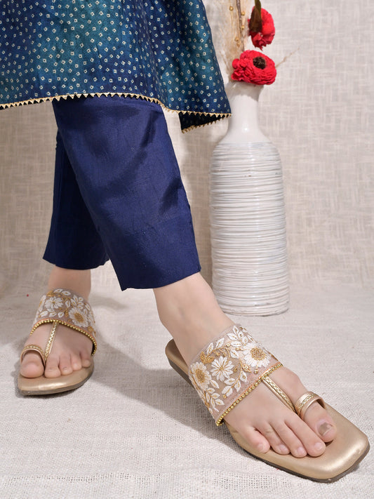 Shoetopia - Embellished Golden Kolhapuri Flats For Women & Girls