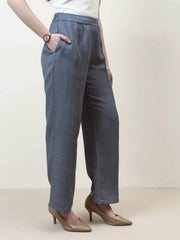 Women Relaxed Straight Leg Easy Wash Pleated Trousers