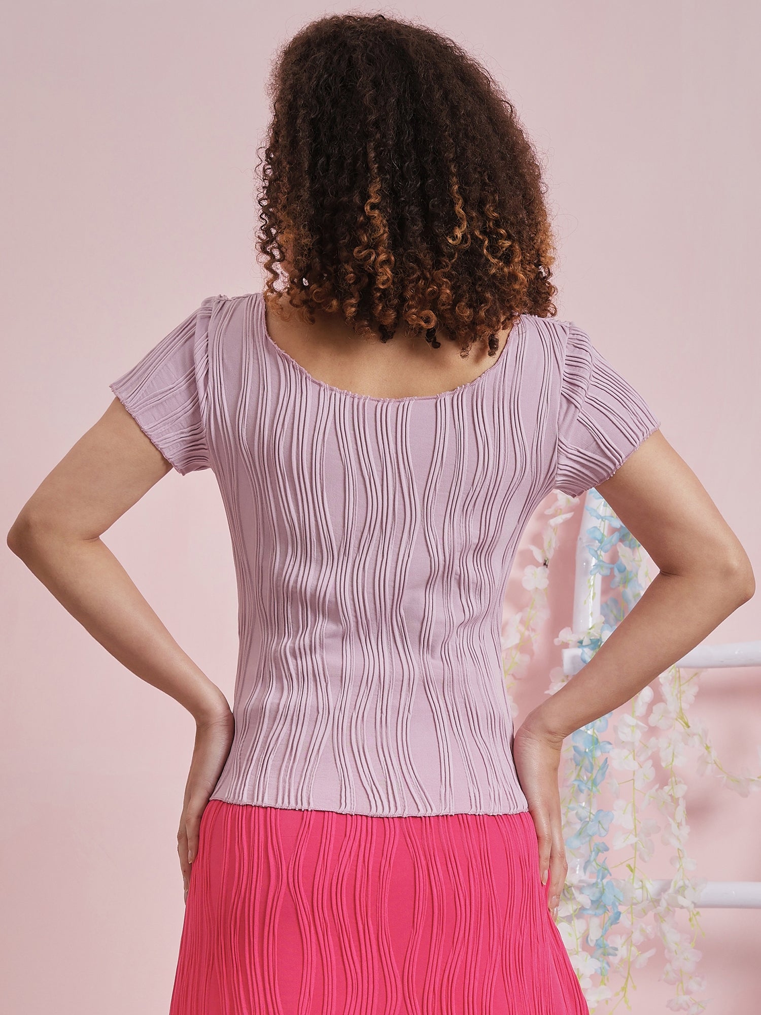 Round Neck Short Sleeves Textured Top
