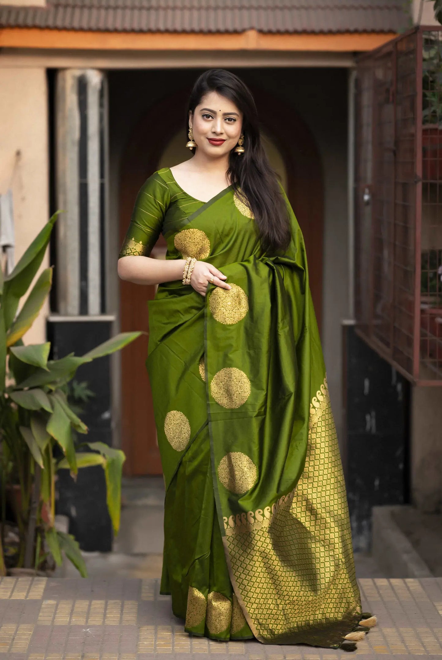 Soft-Poly-Silk-saree-with-stylish-prints-purnima1