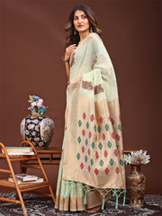 Jaquard Saree with Tassels - Radiate Soft Elegance and Timeless Beauty