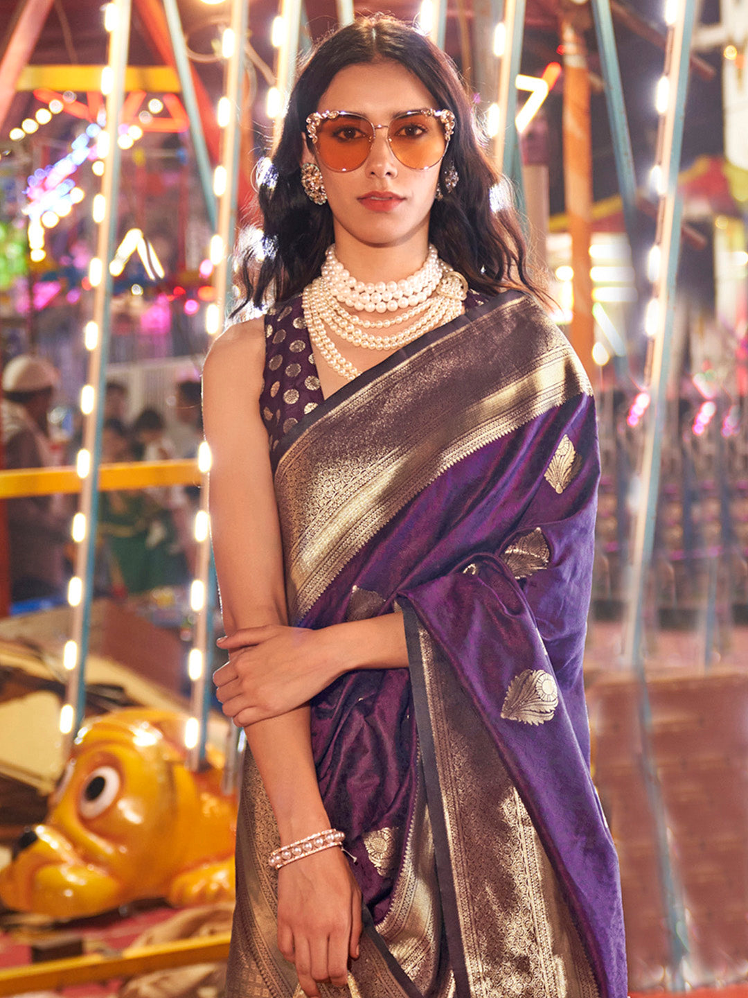 Women's Silk Blend Purple Woven Design Designer Saree With Blouse Piece