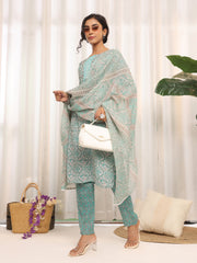 Women Ethnic Printed kurta with Trousers & Dupatta