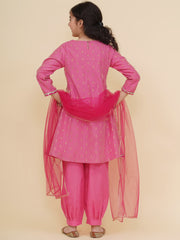 Solid Three-Fourth Sleeves Above Knee Length Silk Kurta & Salwar With Dupatta - Pink