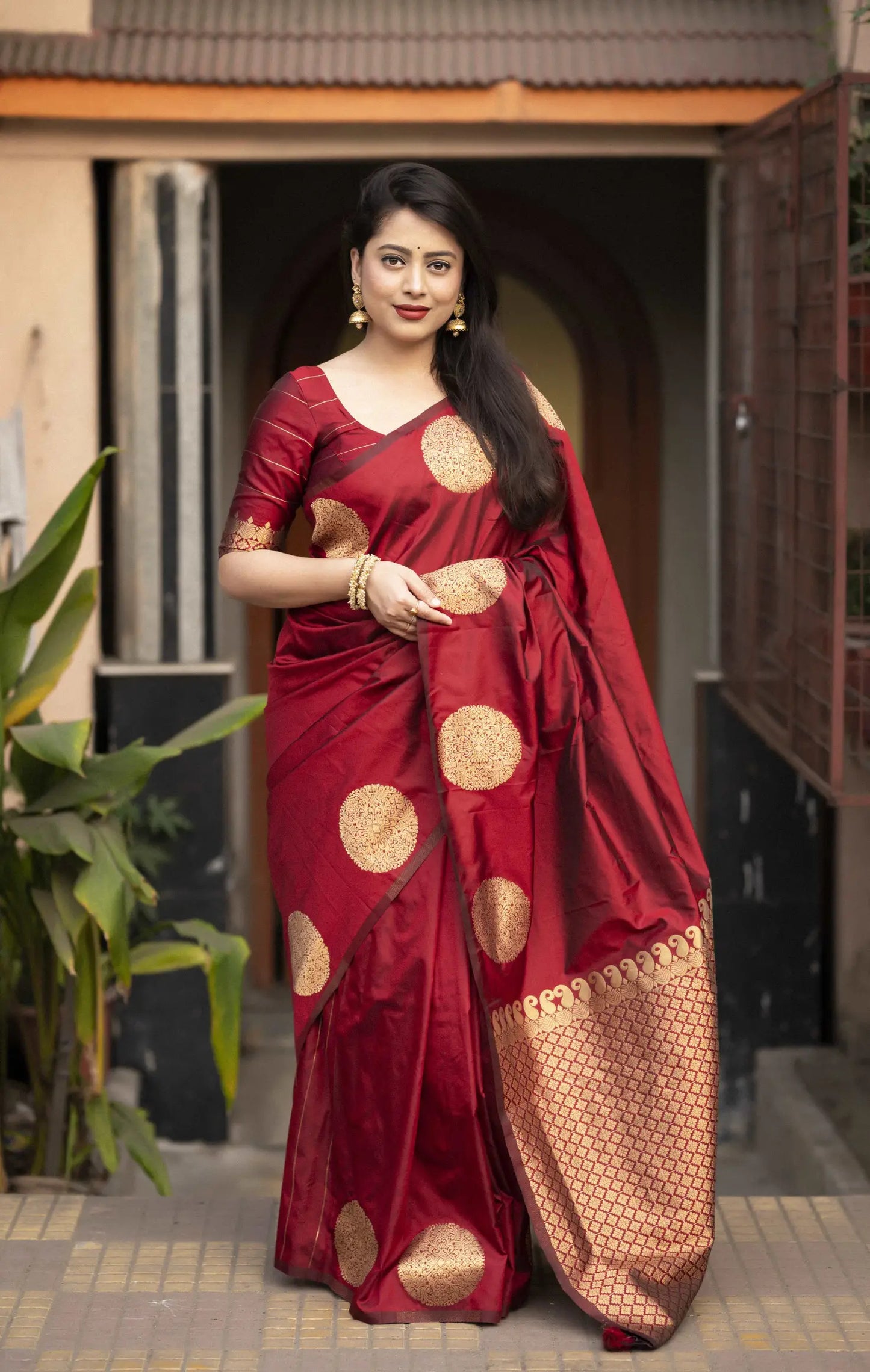 Soft-Poly-Silk-saree-with-stylish-prints-purnima1