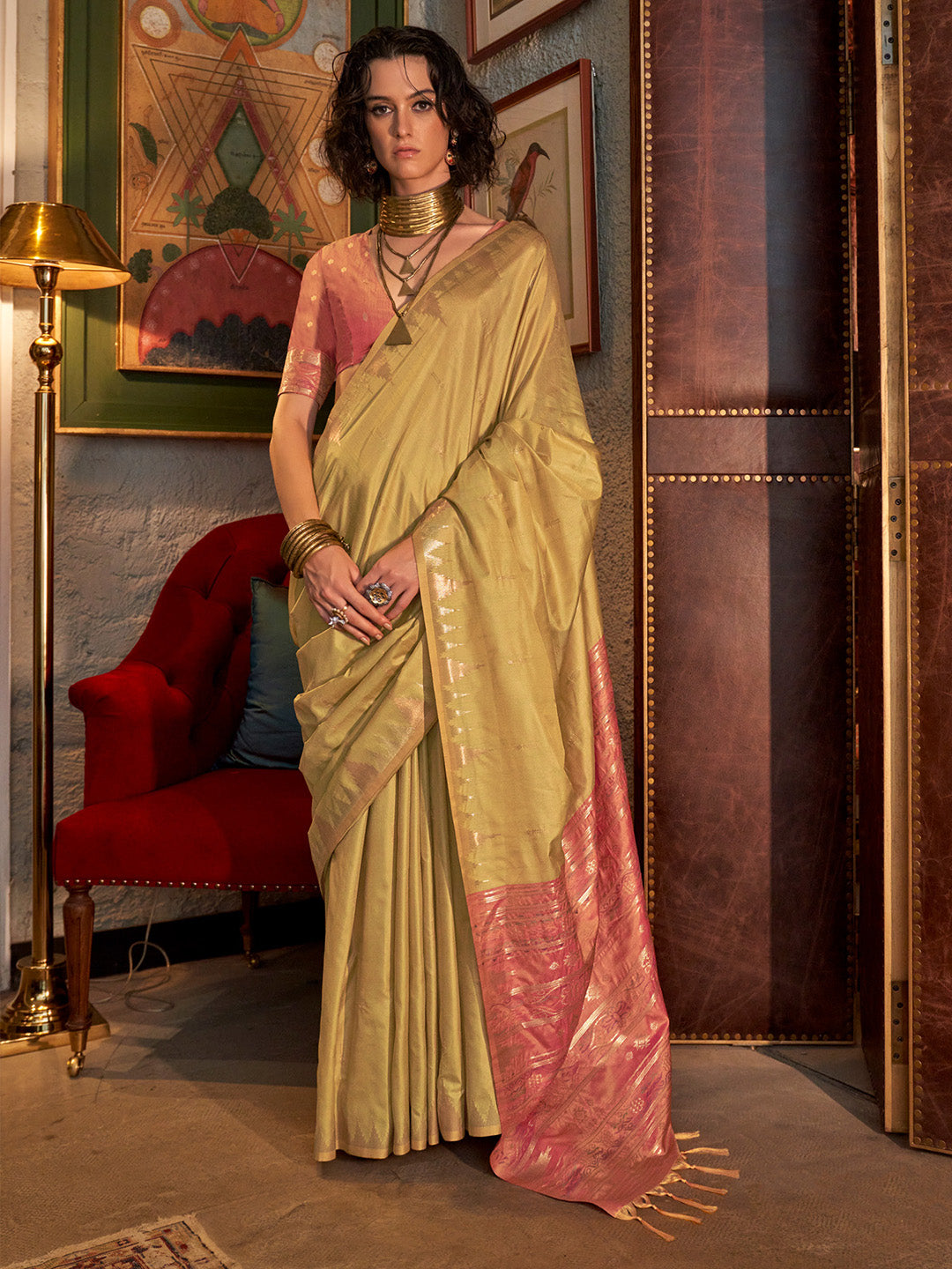 Women's Tussar Silk Gold Woven Design Designer Saree With Blouse Piece