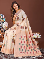 Jaquard Saree with Tassels - Radiate Soft Elegance and Timeless Beauty