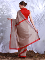 ساري نسائي من حرير بهجالبوري مطبوع باللون الكريمي بتصميم أنيق مع قطعة بلوزة