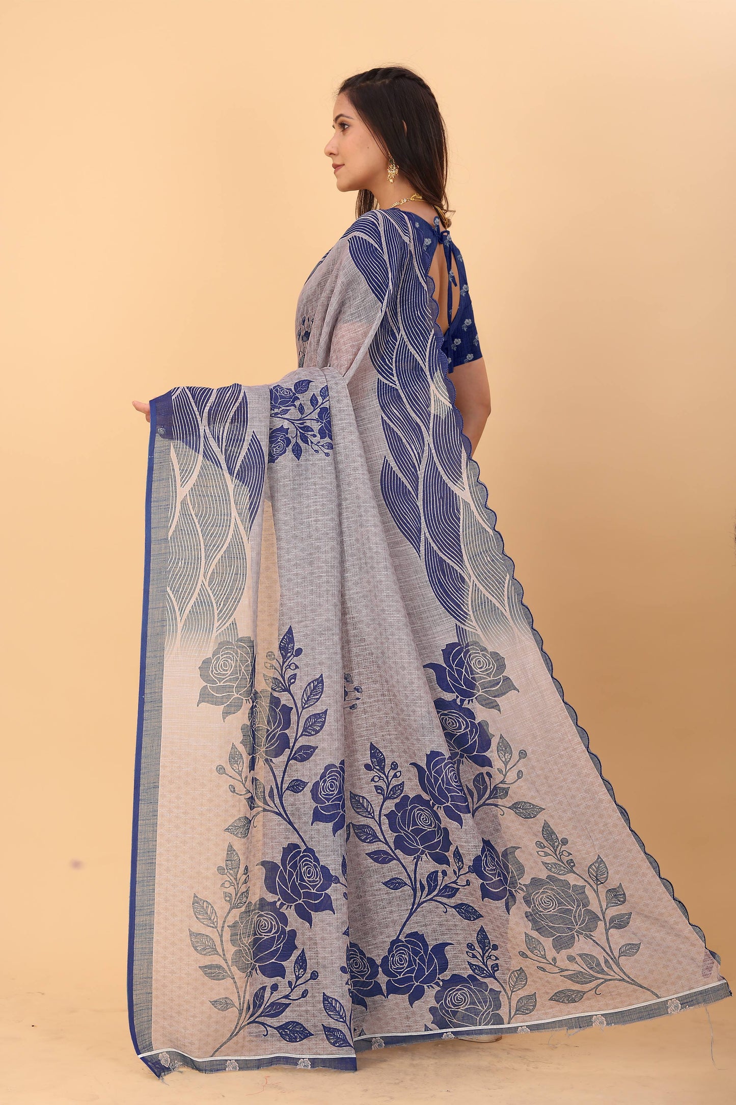 Soft linen saree with shaded style prints and cutwork