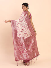 Premium Linen Cotton Saree with Pallu & Contrast Blouse Piece