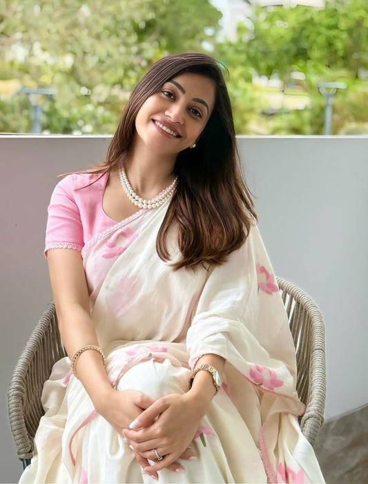 Soft-linen-saree-with-shaded-style-prints-pinkcrochet